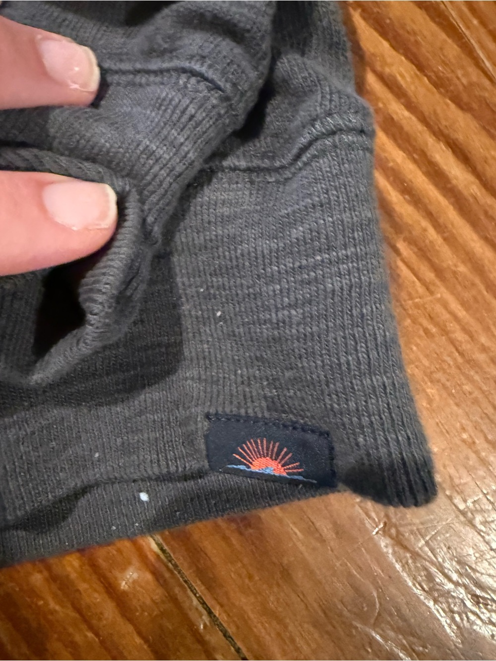 Faherty Charcoal New York Knickerbockers Graphic Hoodie with Blue & Gold Logo - Picture 4 of 5